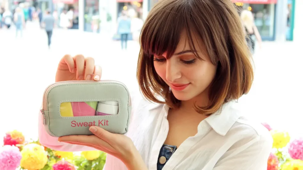 How to Avoid Sweat Marks on Clothes in Hot Weather