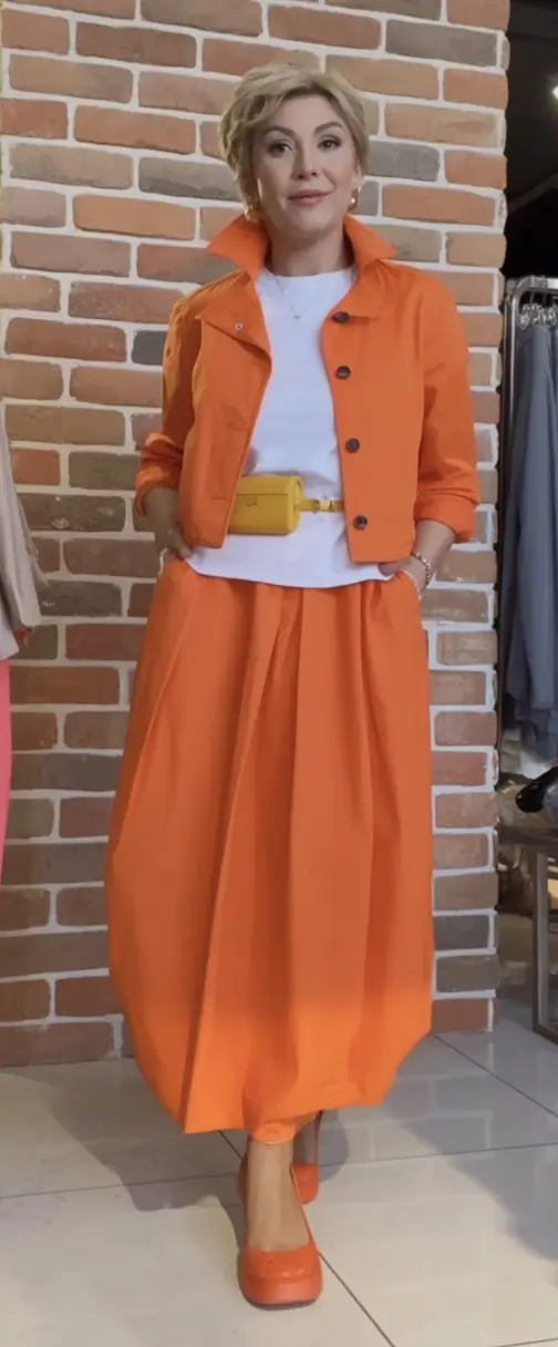 Fall transitional outfits to try in 2025 Tangerine Utility With A Twist