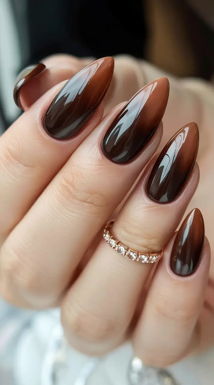 Autumn Nail Design Inspiration 2025 Glossy Mocha Fade