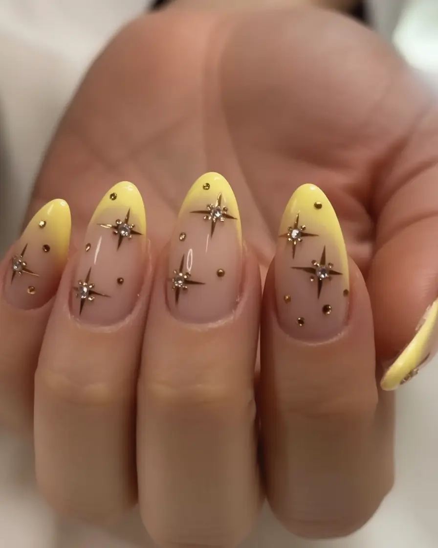 Cute Butter Yellow Nail Ideas to Try This Season Butterstone Glaze with Gold Leaf