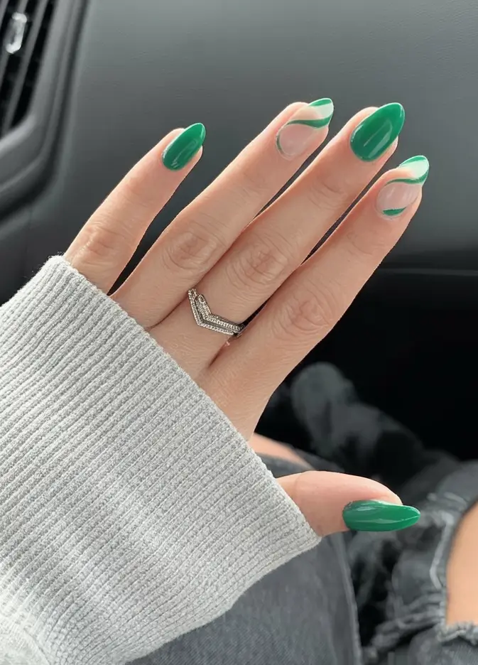 Simple Fall Nails Inspiration 2025 Glossy Emerald Meets Floating French