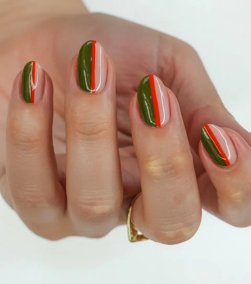 Trendy Fall Season Nails Designs Ideas 2025 Olive Lines & Glossy Shapes