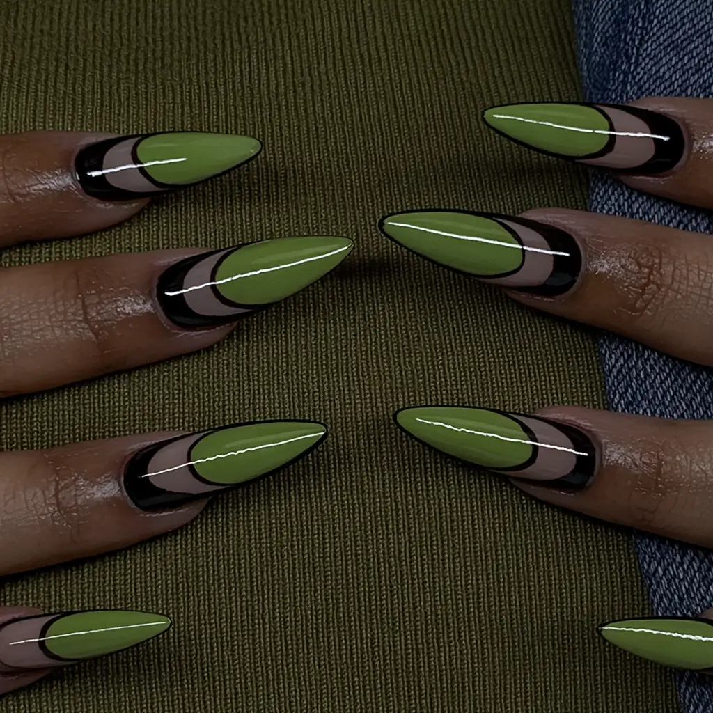 2025 Fall Acrylic Nails Ideas for Short and Long Lengths Green and Black Framed Almonds