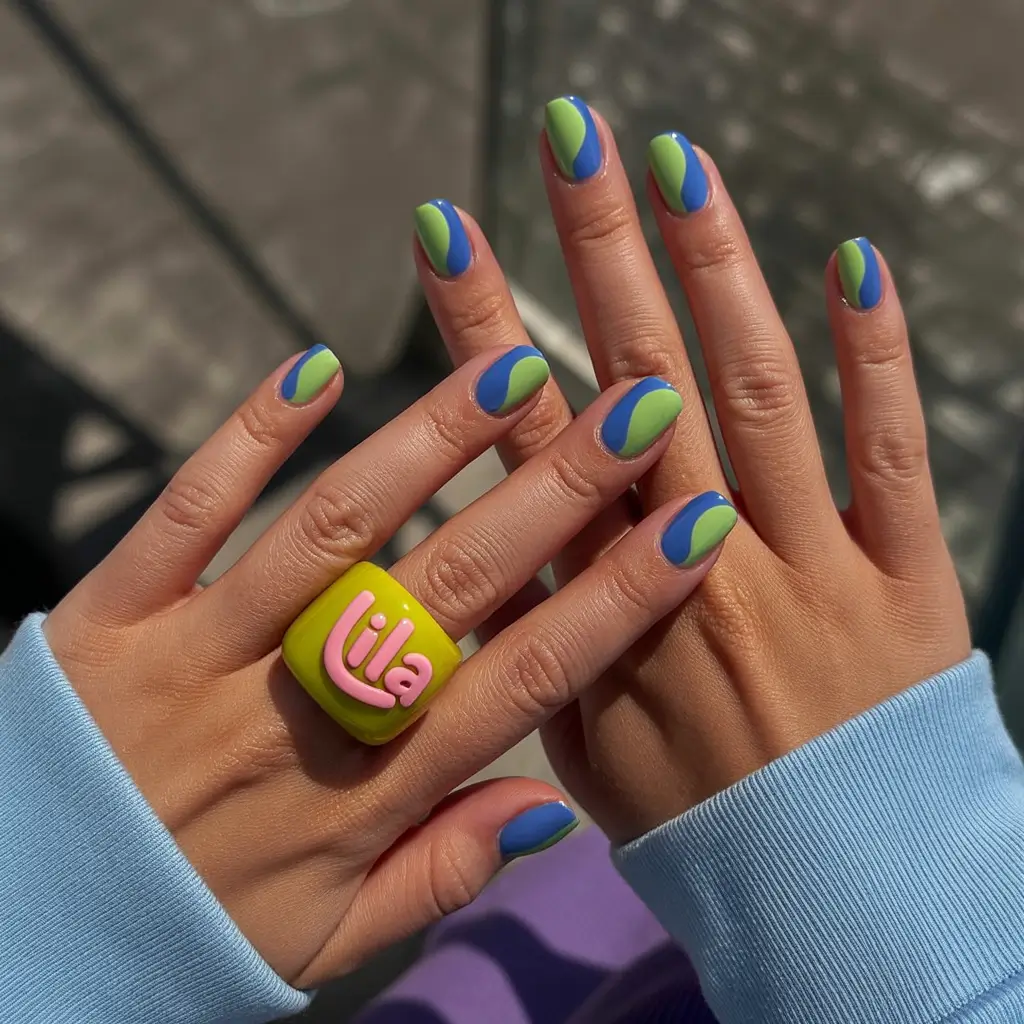 2025 Fall Acrylic Nails Ideas for Short and Long Lengths Blue and Green Minimalist Waves