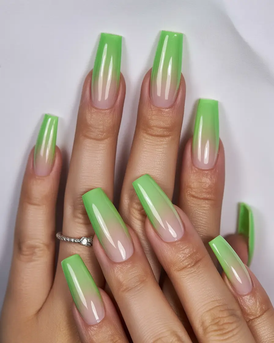 Elegant Neutral Fall Nails 2025 Lime Fade Glow