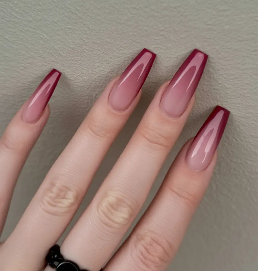 Elegant Neutral Fall Nails 2025 Wine-Tipped Neutrals