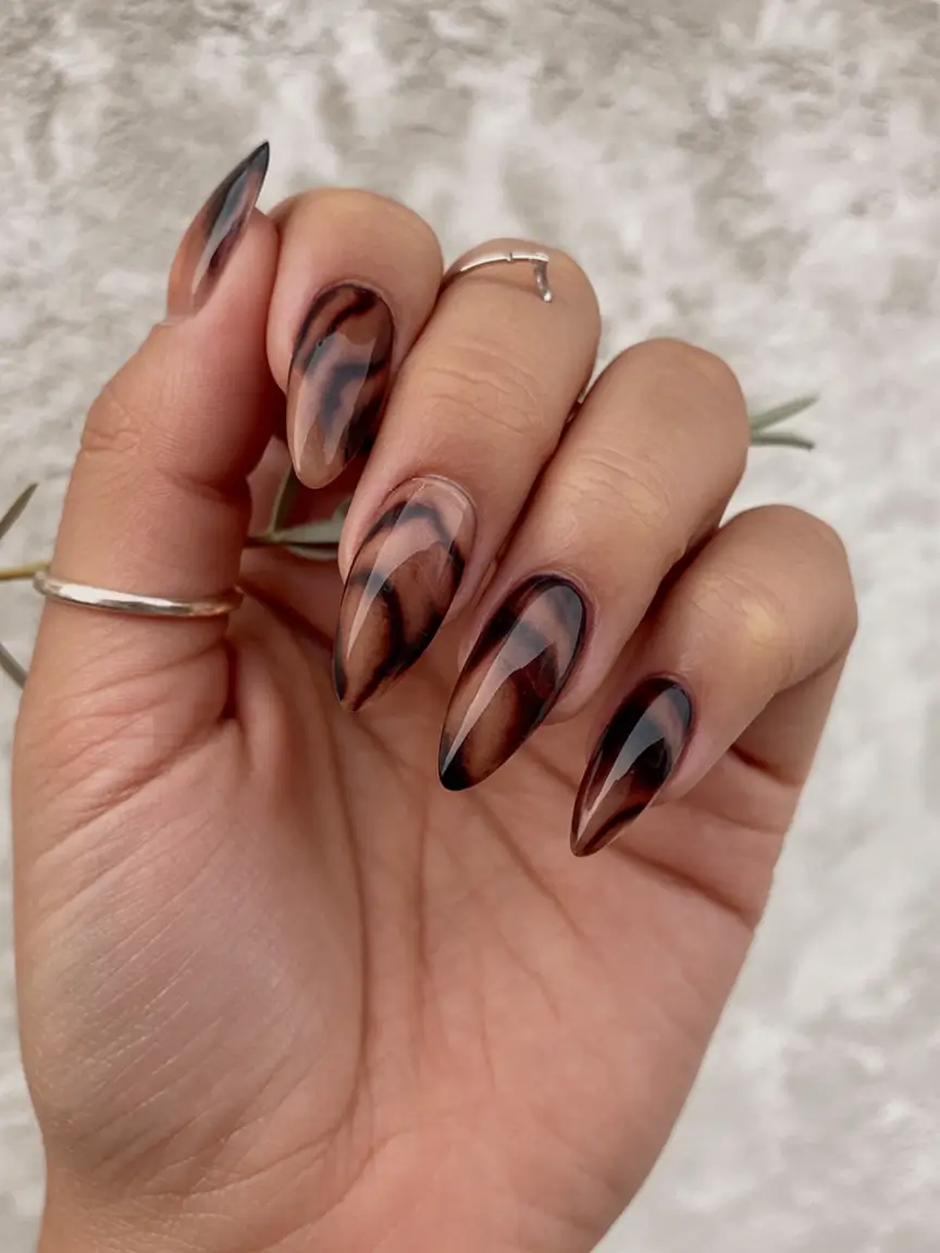 Fall 2025 Nail Color Trend Ideas Espresso Tortoiseshell With Smoky Depth