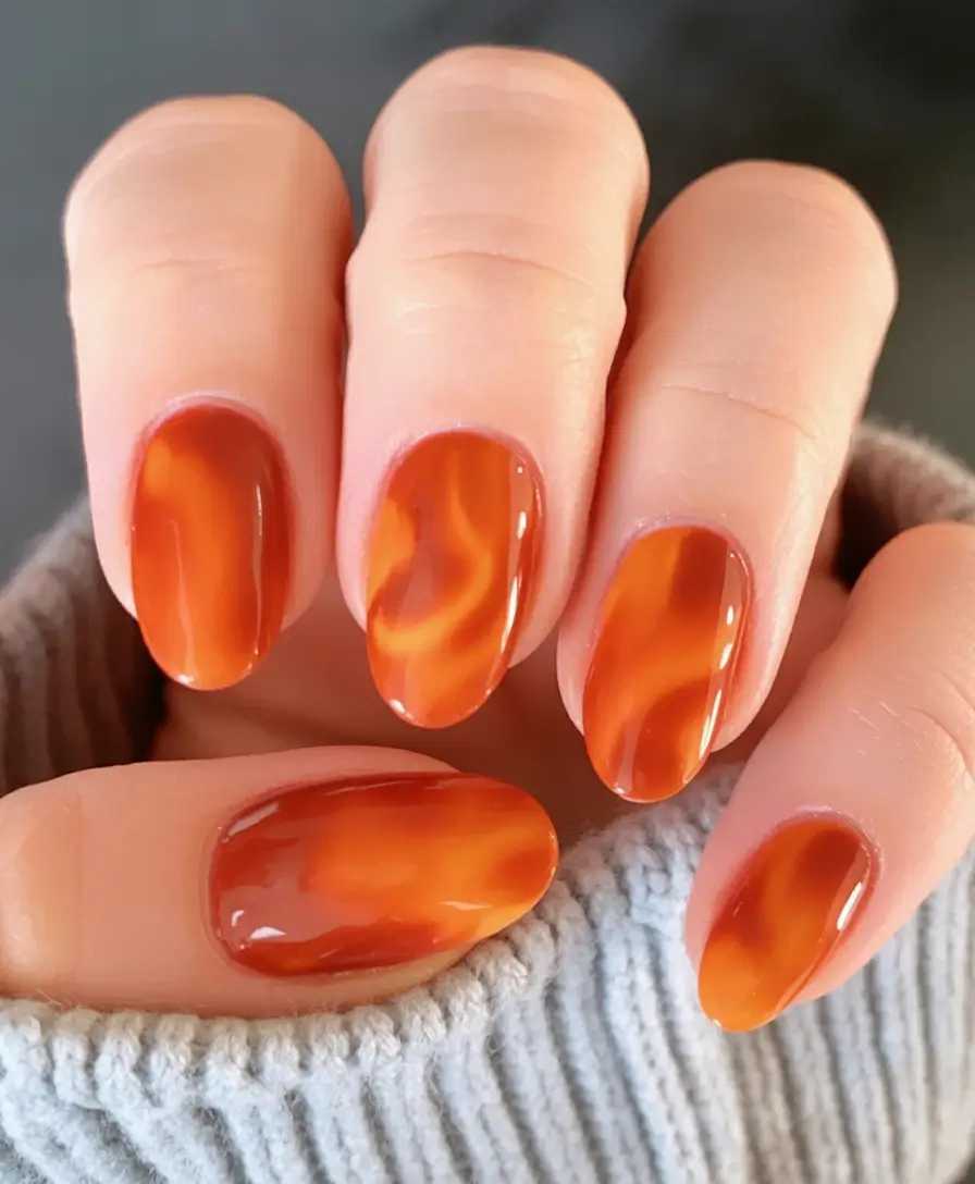 Fall 2025 Nail Color Trend Ideas Tortoiseshell Amber Melt