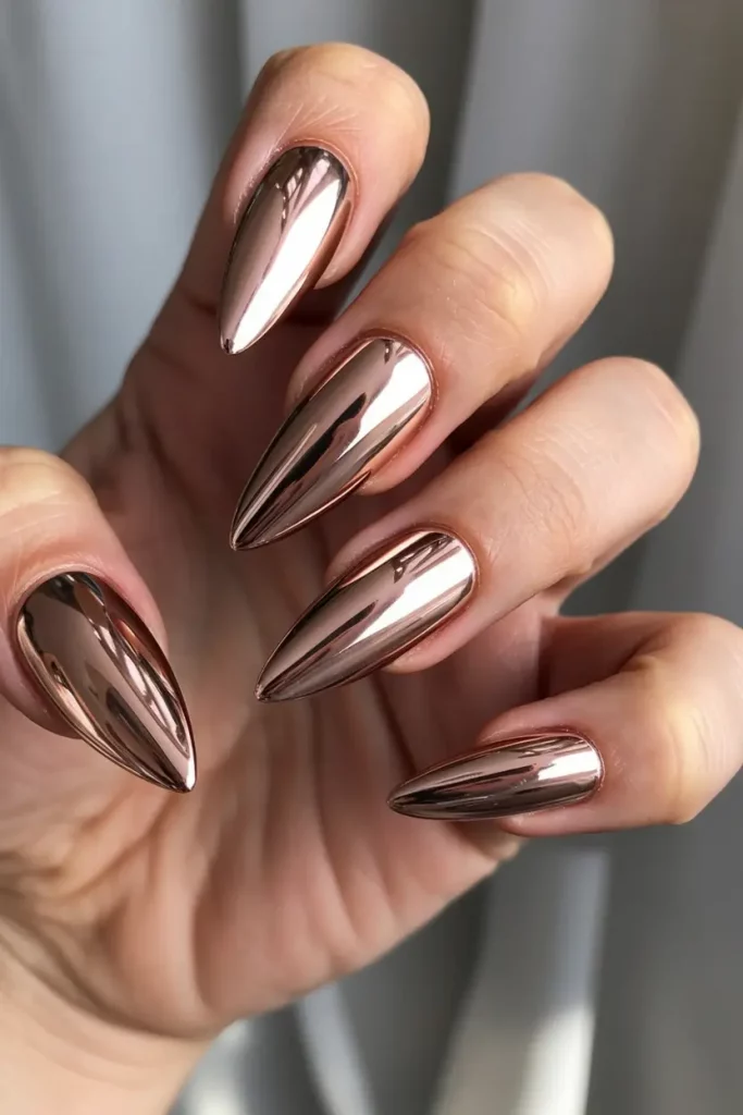 Gold Fall Nails 2025 Ideas That Shine With Seasonal Elegance
