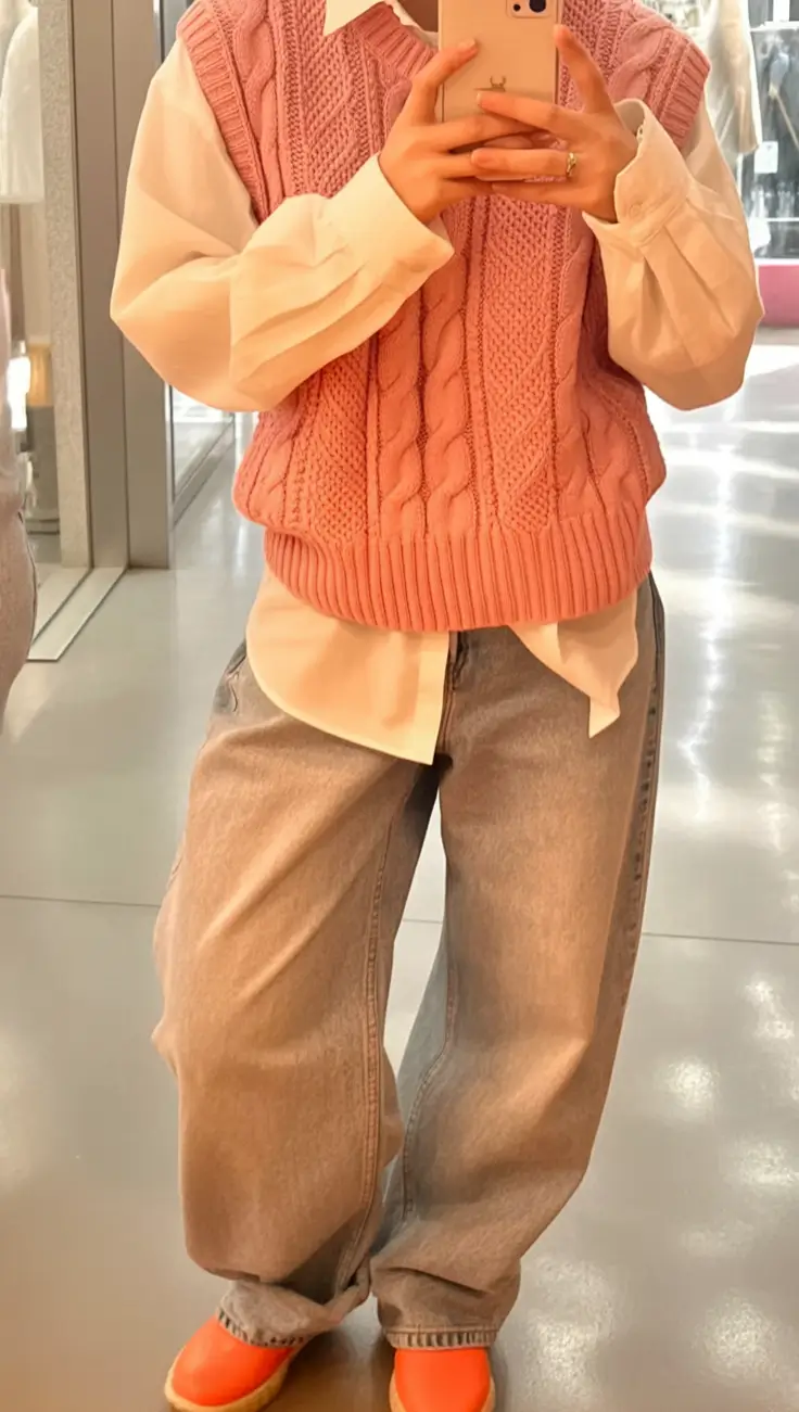How to Layer Clothes for Fall – 2025 outfits Inspo Playful Preppy with a Hint of Color Pop