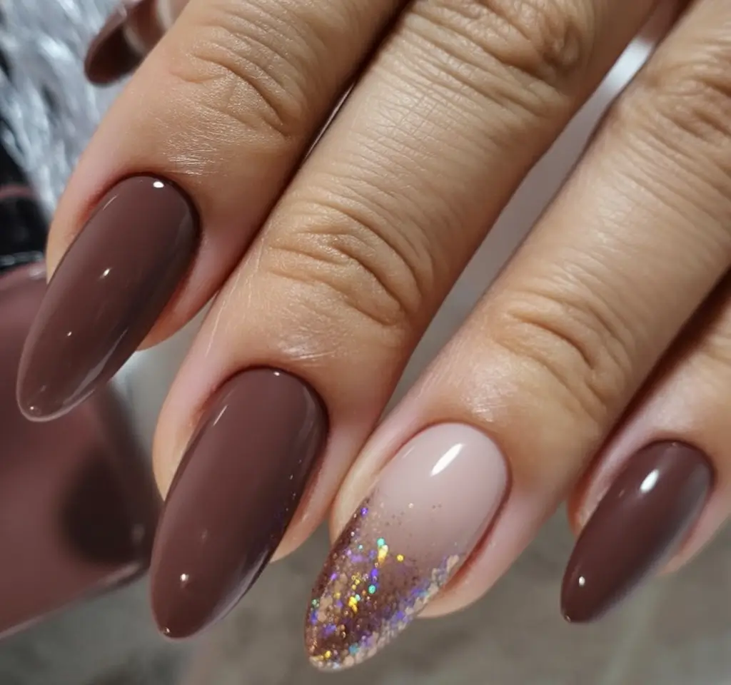 Modern Fall Manicure Ideas 2025 Chocolate With Glitter Fade