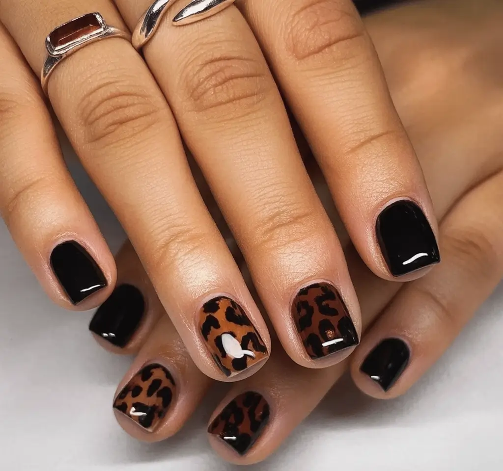 Modern Fall Manicure Ideas 2025 Black And Leopard Mix