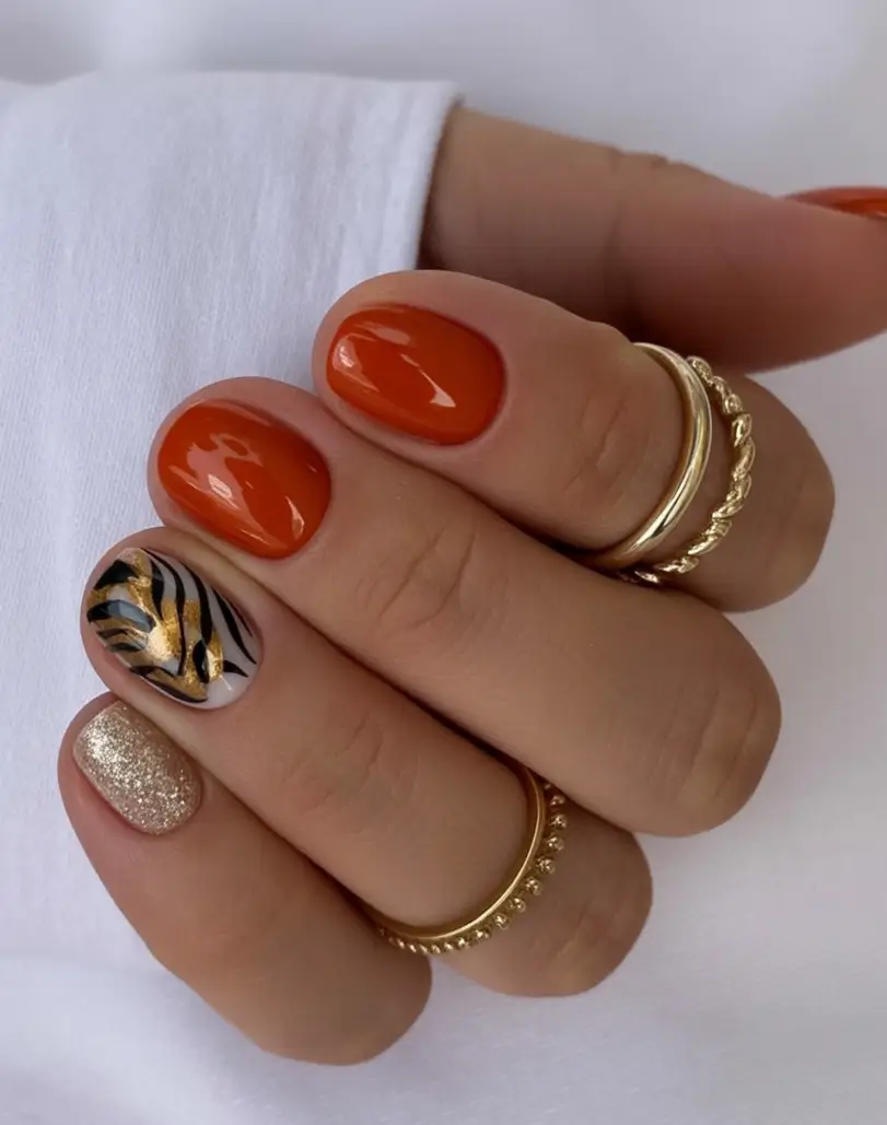 Stylish Fall Oval Shape Nail Designs 2025 Rich Burgundy with High-Gloss Finish