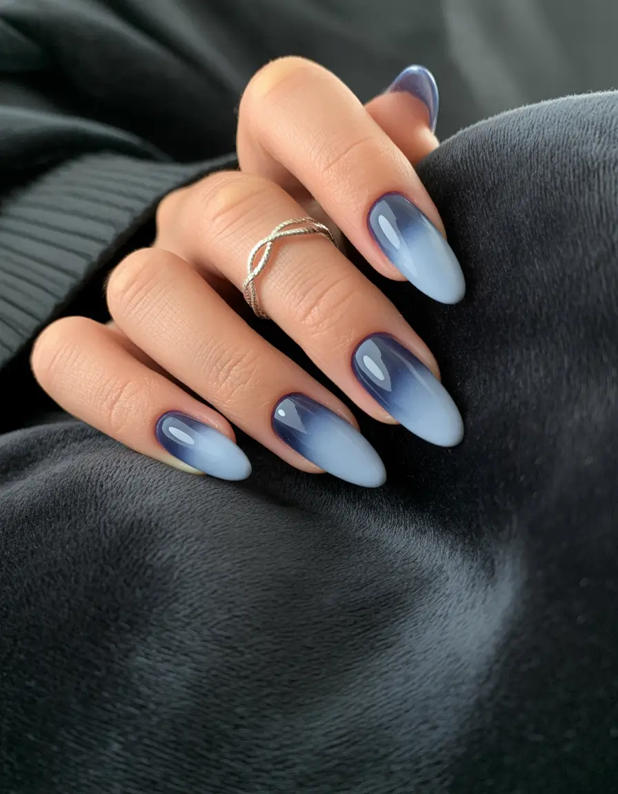 2025 Fall Ombré Nails Midnight Blue Frost Fade