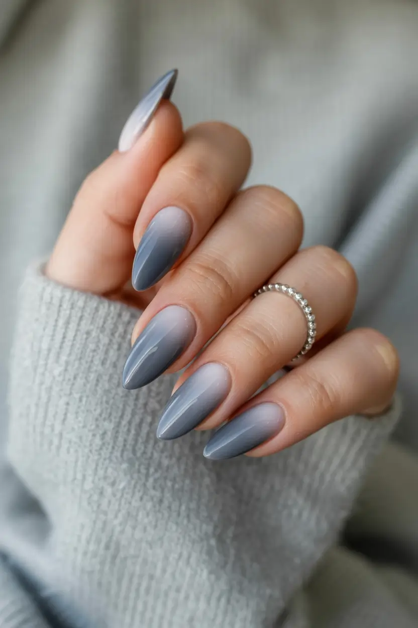 2025 Fall Ombré Nails Smoky Grey Ombré Calm