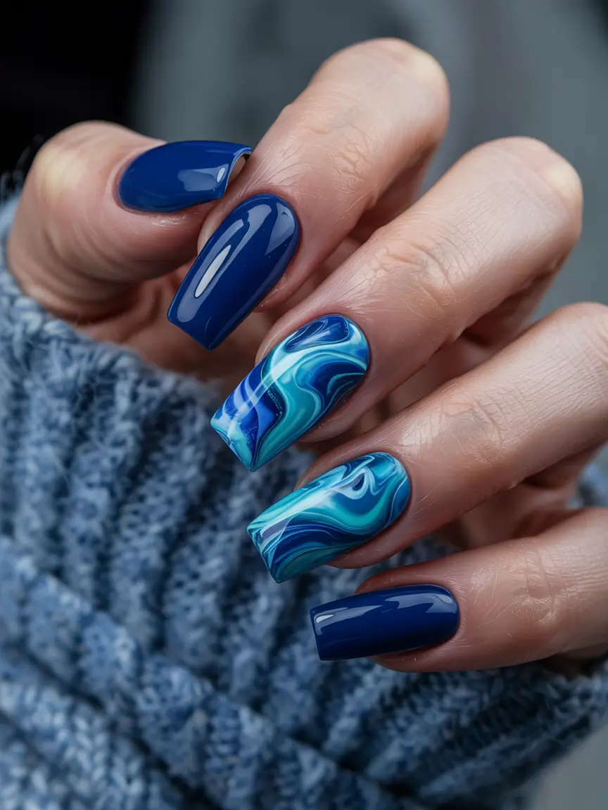 Blue Winter Nails 2025–2026 Ocean Marble Chill
