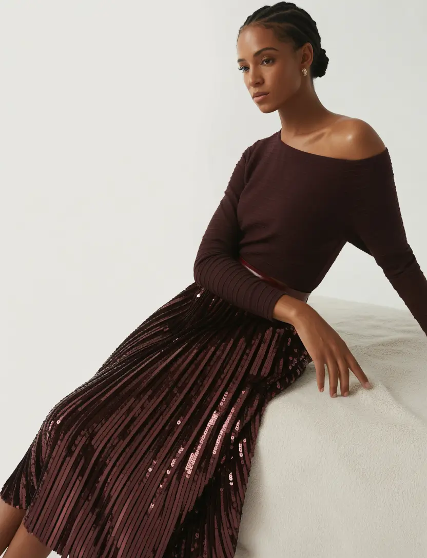 Fashion Christmas Party Outfit 2025 Plum Sequins & Poise