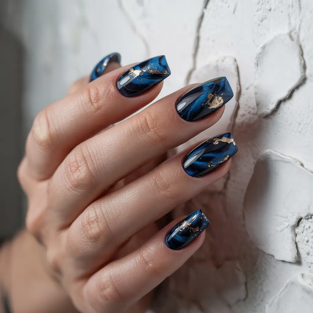 Stylish Short Nails Winter 2025–2026 Midnight Marble Elegance